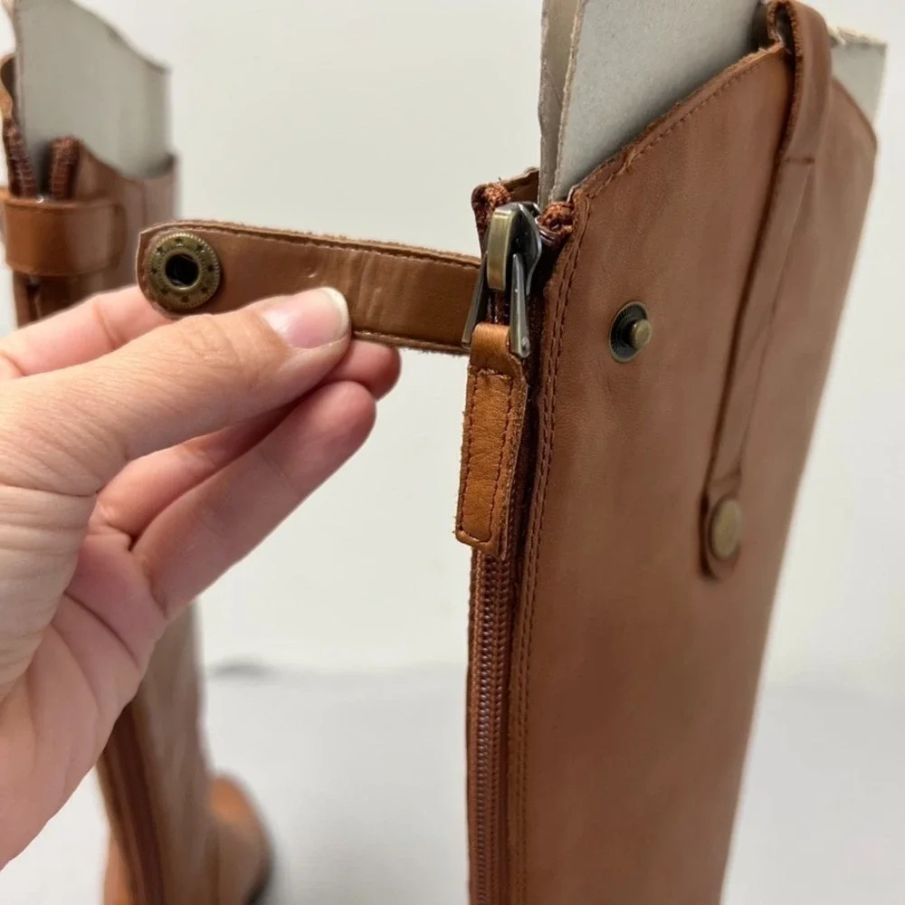 Sam Edelman step up